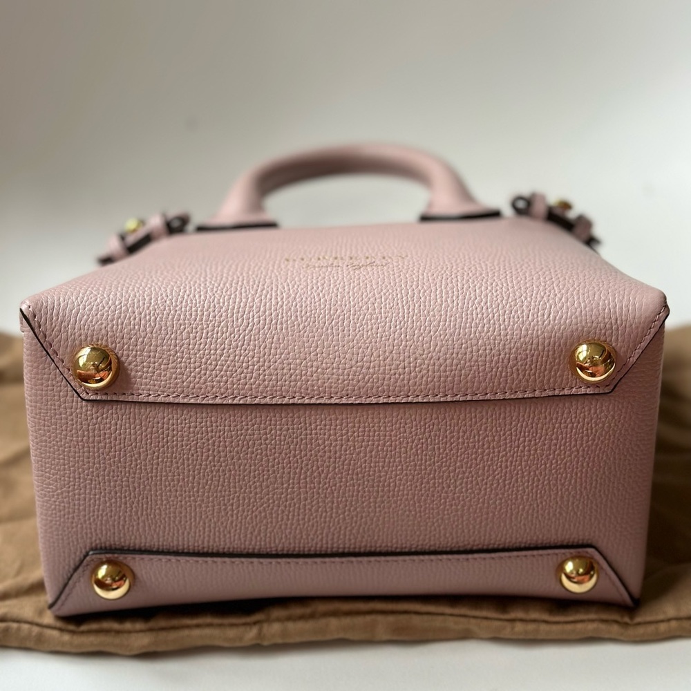 🌸New Burberry Grainy Calfskin House Check Baby Banner Tote Pale Orchid (NWT) - Picture 3 of 8